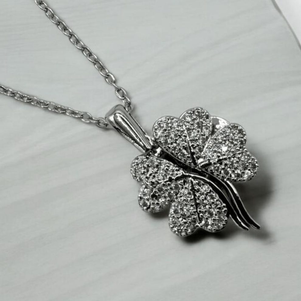 Leaf Openable Pendant