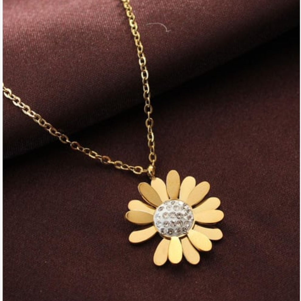 Daisy Flower Pendant